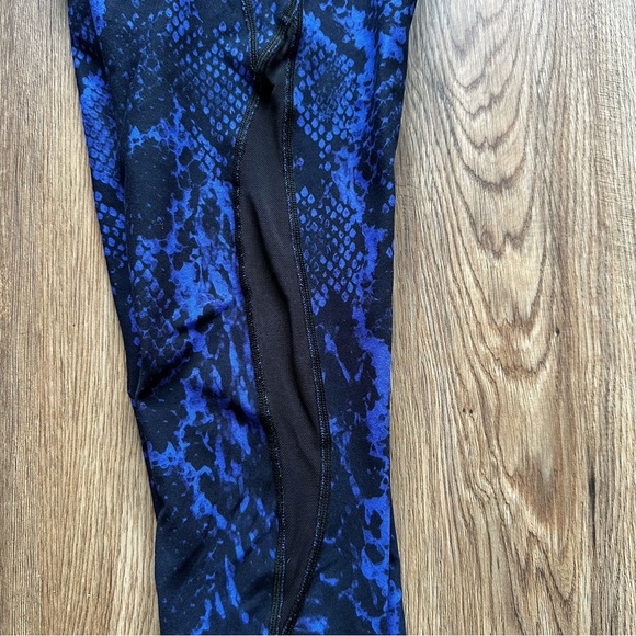 Michi Carbon38 Womens Medusa Crop Leggings Blue Python Snake Print XS Mesh Pant - Picture 5 of 10